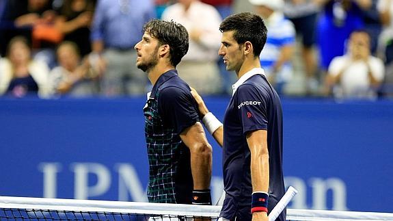 Djokovic triunfa pero no se pasea ante Feliciano