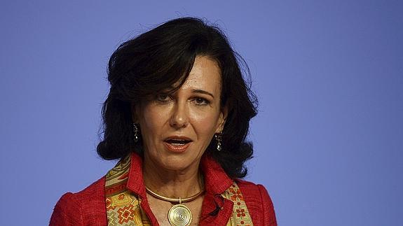 Ana Botín revoluciona la estrategia, el equipo y el dividendo