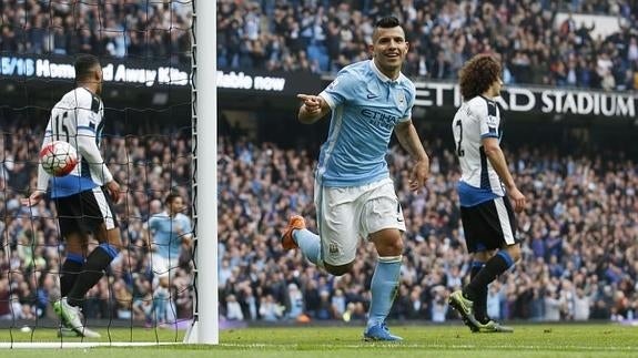 Agüero hace 'un Lewandowski'