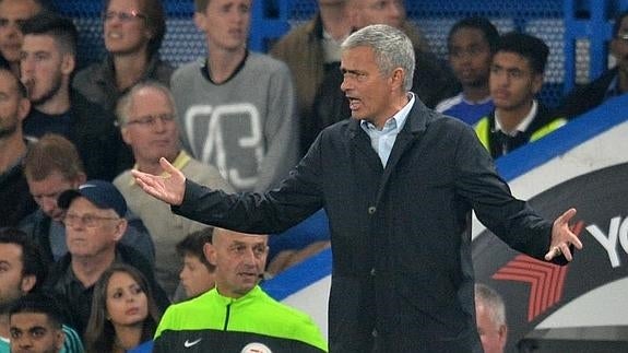 Mourinho toca fondo pero desafía