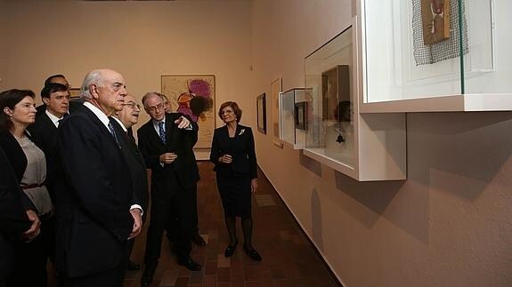 Una exposición muestra el viaje de Miró hacia la tercera dimensión en Barcelona