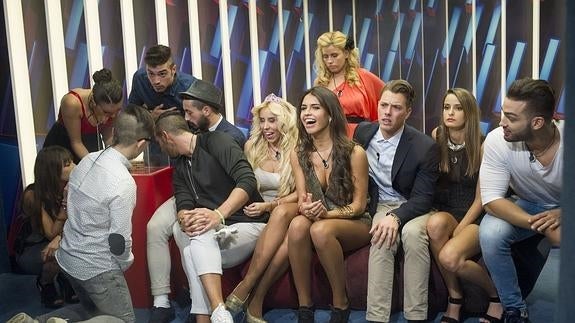 'Velvet' planta cara a 'Gran Hermano'