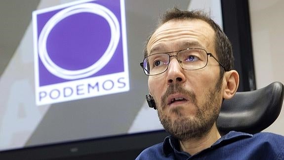 Podemos arremete contra el Gobierno por la destitución del exJemad