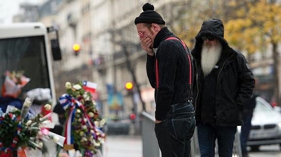 Eagles of Death Metal vuelve a la ciudad en la que vivió su peor pesadilla