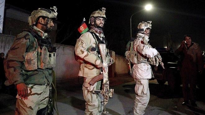 Los gobiernos del PSOE y del PP desoyeron los avisos sobre el peligro de la embajada de Kabul