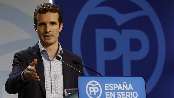 El PP pide a Mas que ponga fin al «esperpento» y convoque elecciones cuanto antes