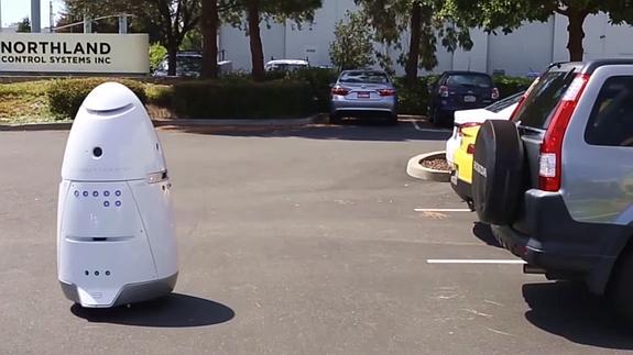 Robots policía vigilan las calles de California