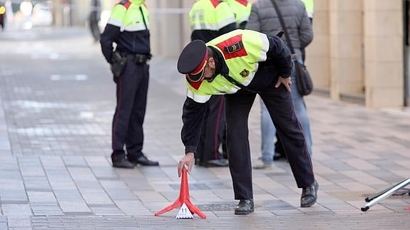 Asesina a tiros a su expareja y se suicida en plena calle en Tarragona