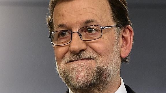 Rajoy apremia a Sánchez a «elegir ya con quién quiere asociarse»