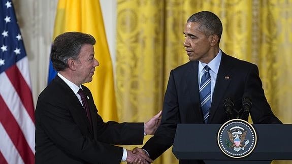 Obama promete 450 millones para apoyar la paz en Colombia