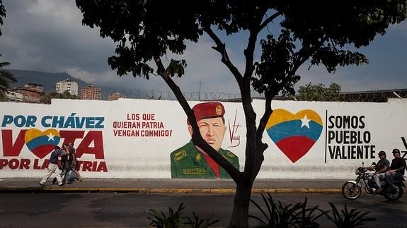 Las FARC recuerdan a Chávez, su «referente», a tres años de su muerte