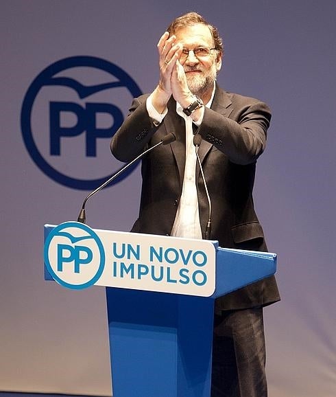 Rajoy insta al PP a mantenerse unido pese a los «momentos complicados»