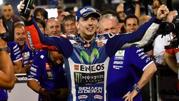 Jorge Lorenzo: «Al final, las marcas fuertes hablan con los pilotos fuertes»