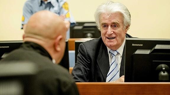 Radovan Karadzic, condenado a 40 años de cárcel por el genocidio de Srebenica