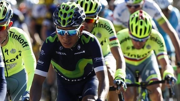 Quintana se enfunda el maillot de líder