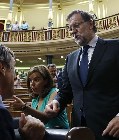 Rajoy comparecerá en el Congreso el 6 de abril para informar sobre refugiados