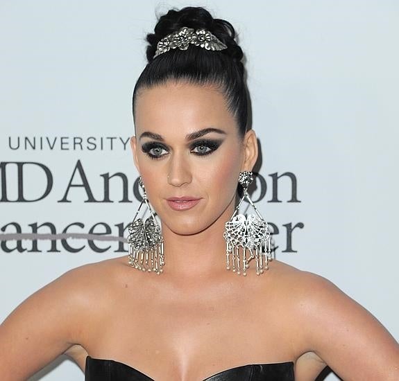 Katy Perry gana un litigio a dos monjas para comprar un convento