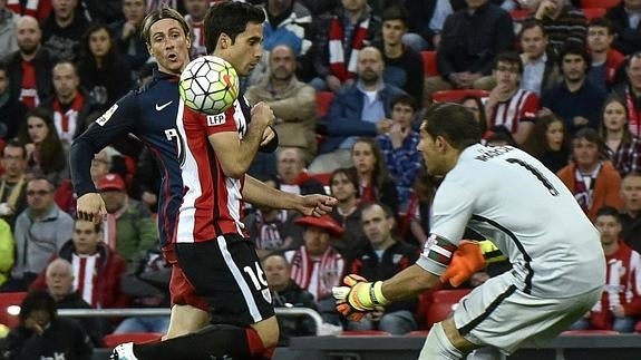 Torres mantiene viva la llama de Simeone