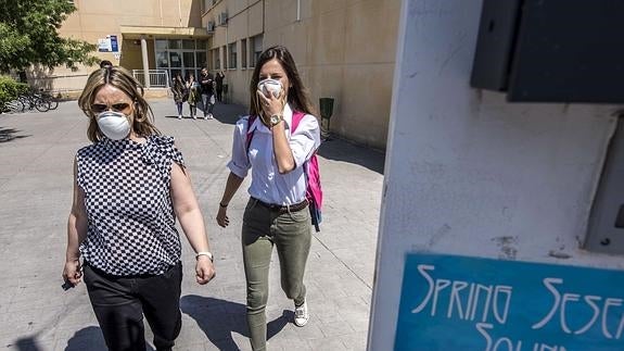 Doscientos vecinos de Seseña se manifiestan en Toledo pidiendo soluciones