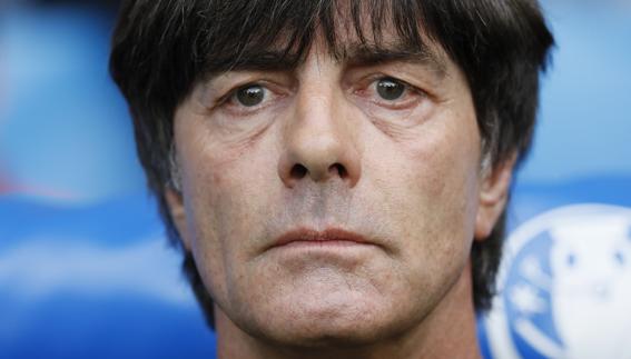 Joachim Löw: "El que gane será favorito para conquistar la Eurocopa"