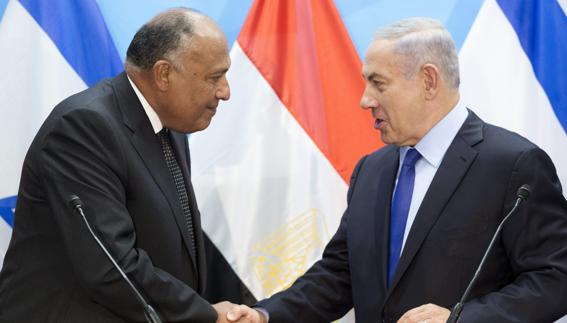 Egipto impulsa su papel de mediador con la visita del ministro de Exteriores a Israel