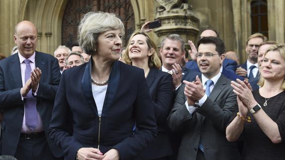 Theresa May dice que hará del 'Brexit' un «éxito» para el Reino Unido