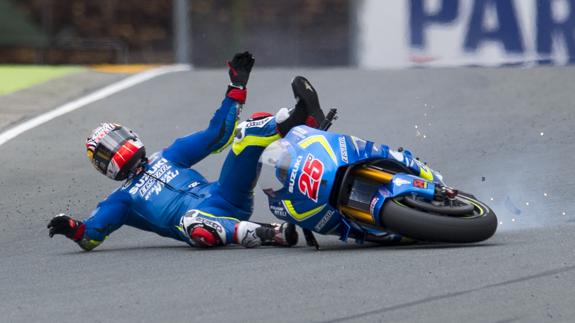 Viñales se exhibe en un complicado día para Yamaha