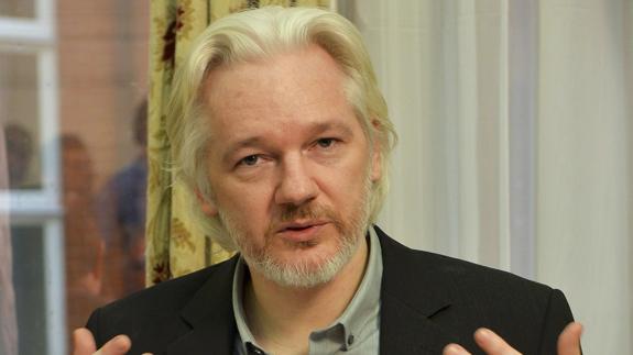 Assange amenaza con más filtraciones sobre las elecciones en EE UU