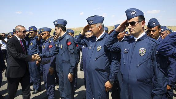 Turquía cifra en unos 90.000 millones de euros el coste del fallido golpe de Estado