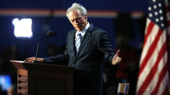 Clint Eastwood elige a Donald Trump