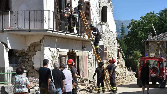 Las autoridades sitúan la reapertura de los colegios como prioridad tras el terremoto de Italia