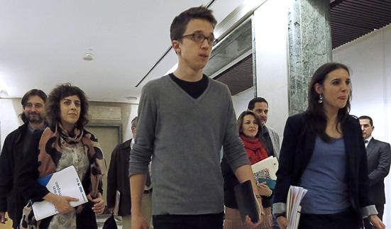 Errejón apremia al PSOE a caminar con Podemos si Rajoy fracasa