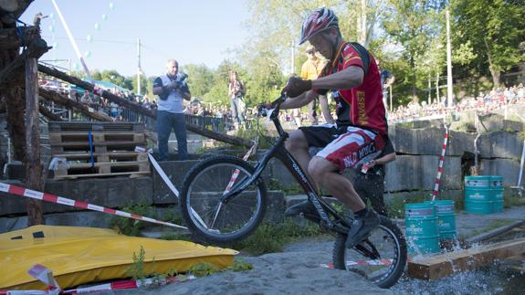 España acaba segunda por equipos en el Mundial de Trial