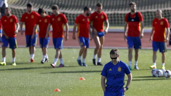 Lopetegui tiene claro el equipo contra Italia