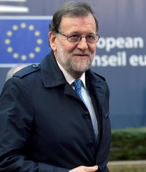 Rajoy: «Si tengo que formar Gobierno, no le diré nada a nadie antes de hablar con el Rey»