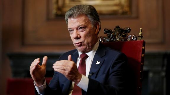 El Gobierno y los partidarios del 'no' ultiman el nuevo acuerdo de paz con las FARC