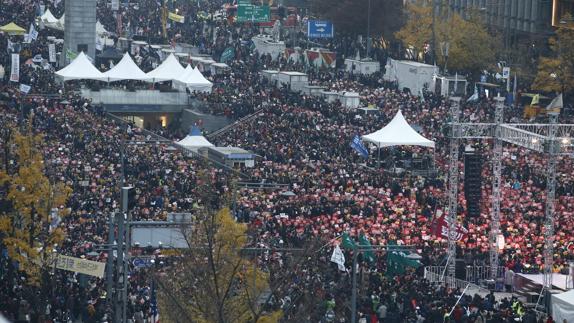 Nuevas protestas intensifican la presión sobre la presidenta surcoreana