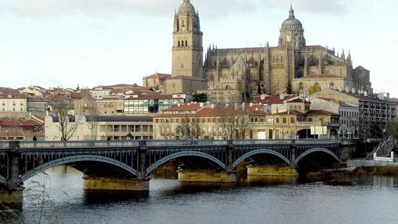 Hallan el cadáver de un joven en el río Tormes a su paso por Salamanca