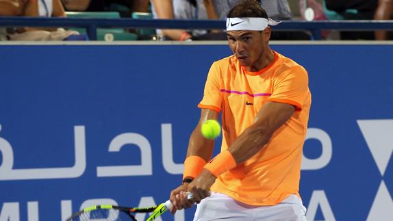 Póquer de Rafa Nadal en la exhibición de Abu Dabi