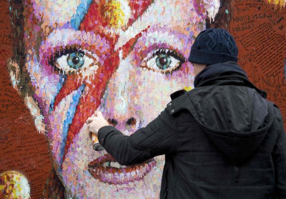 Tributo a Bowie en el primer aniversario de su muerte