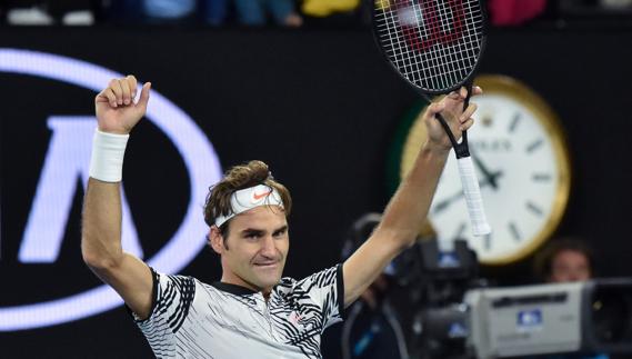 Federer se cita con la historia