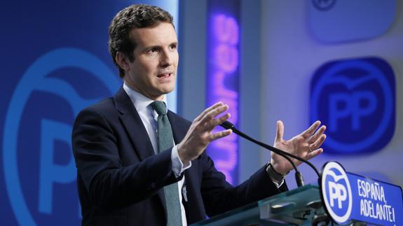 Casado valora «como otras muchas» la discrepancia sobre compaginar cargos