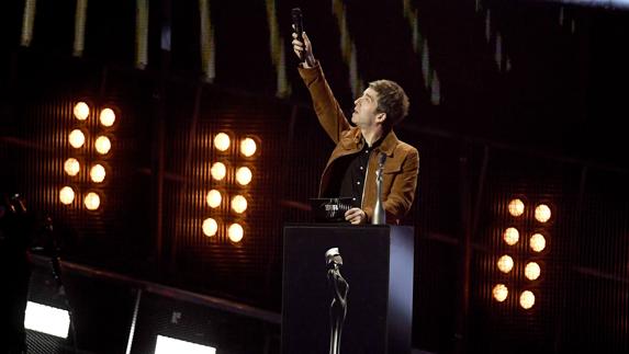 David Bowie, el gran triunfador de los premios Brit