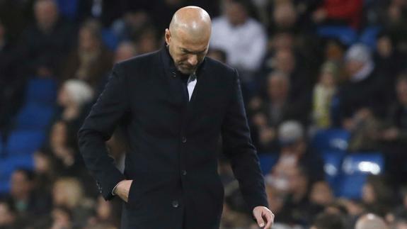 Zidane no encuentra respuestas a la recesión