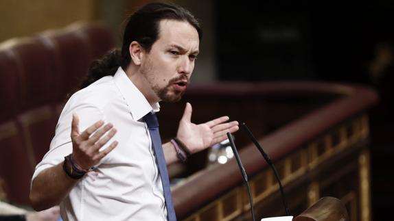 Iglesias afirma que no permitirá un cambio de la Constitución sin referéndum