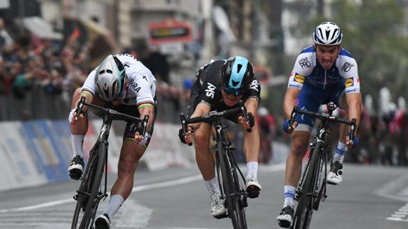 Kwiatkowski gana la Milán-San Remo