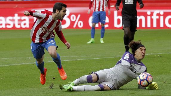 El Sporting mantiene la esperanza a costa del Granada