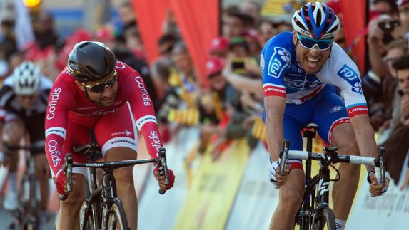 Cimolai, primer líder de la Volta tras vencer al esprint en Calella