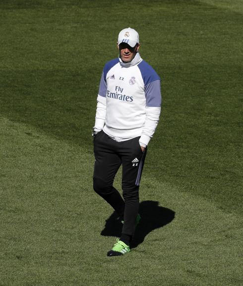 Zidane: «Keylor es el portero número uno del Real Madrid»