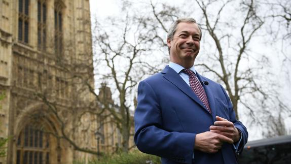 Farage dice que Gibraltar va a romper el acuerdo entre Bruselas y Londres